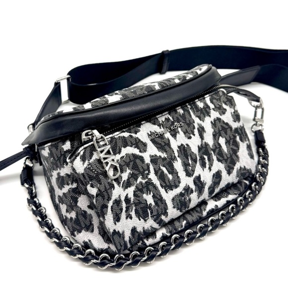 Michael Kors Medium Slater Sling Pack Chain Messenger Crossbody Bag Black Multi - Picture 1 of 12